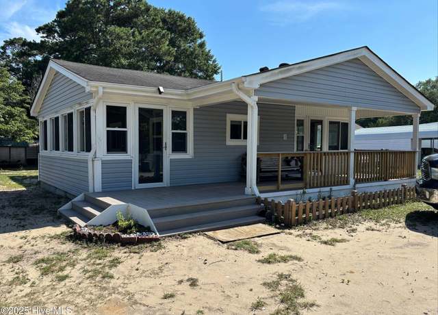 Property at 2887 Six Pence Dr SW, Supply, NC 28462, 3 beds, 2 baths