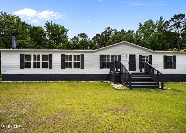 Property at 1369 Old Mill Creek Rd SE, Winnabow, NC 28479, 3 beds, 2.5 baths