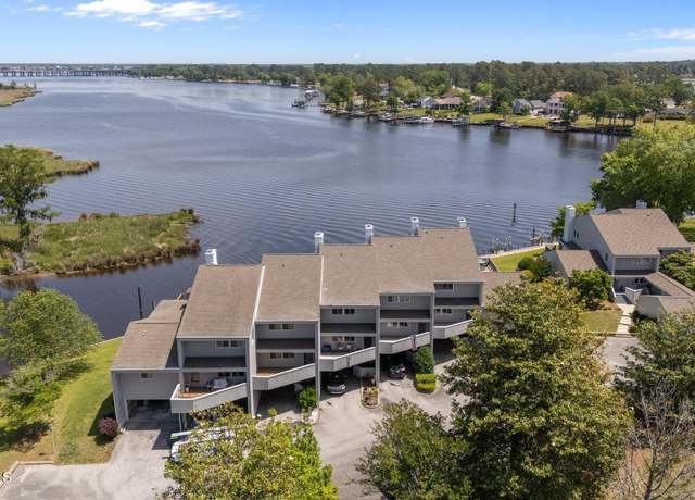 Property at 23 Batts Hill Rd, New Bern, NC 28562, 4 beds, 4 baths