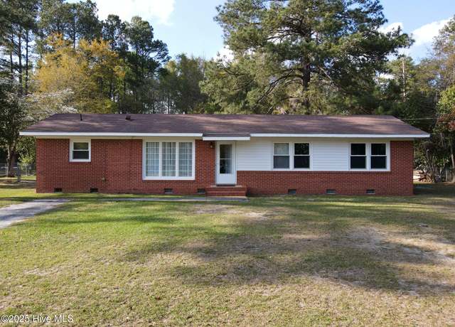Property at 12961 Martie Ln, Laurinburg, NC 28352, 3 beds, 2 baths