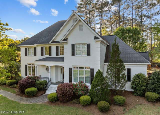 Property at 3902 Kipling Ct, Greenville, NC 27834, 4 beds, 4 baths