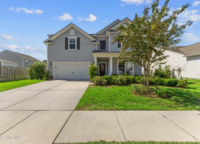 Property at 7320 Bellacroft Dr, Leland, NC 28451, 4 beds, 2.5 baths