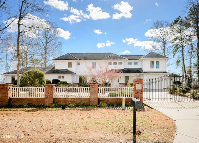 Property at 121 Nixons Beach Rd, Edenton, NC 27932, 4 beds, 3.5 baths