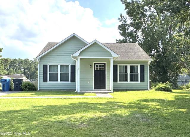 Property at 288 Huff Dr, Jacksonville, NC 28546, 2 beds, 2 baths