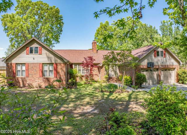 Property at 1015 Beech Tree Rd, Jacksonville, NC 28546, 4 beds, 2.5 baths