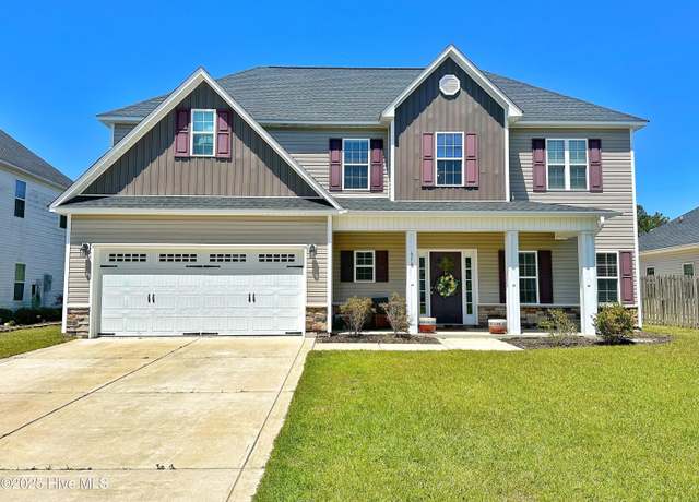 Property at 614 High Tide Dr, Sneads Ferry, NC 28460, 4 beds, 2.5 baths