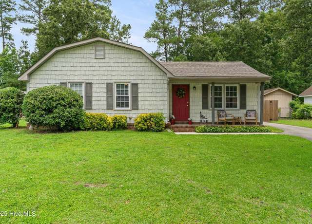 Property at 225 Candlewood Dr, Wilmington, NC 28411, 3 beds, 1.5 baths