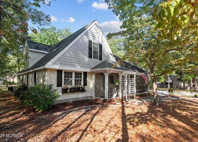 Property at 6308 Cardinal Dr, New Bern, NC 28560, 4 beds, 2 baths