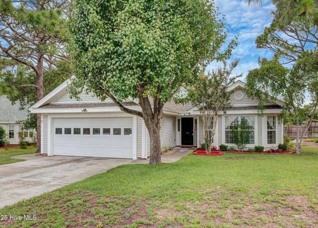 Property at 619 E Telfair Cir, Wilmington, NC 28412, 3 beds, 2 baths