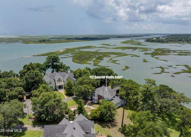 Property at 112 Coastal Bluffs Ct, Hampstead, NC 28443, 4 beds, 4 baths