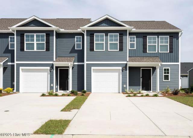 Property at 100 S Grassland Rd Unit Th 26, Surf City, NC 28445, 4 beds, 2.5 baths