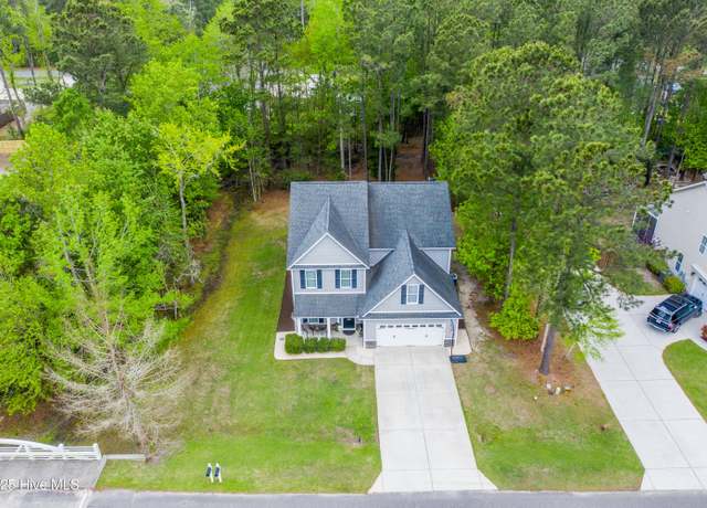 Property at 376 Majestic Oaks Dr, Hampstead, NC 28443, 4 beds, 3 baths