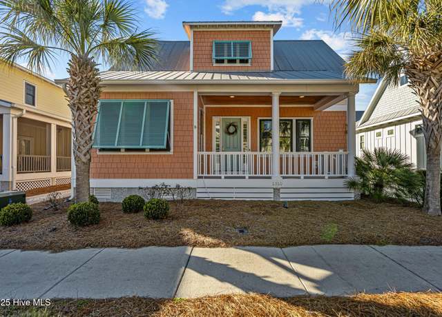 Property at 1310 Pinfish Ln, Carolina Beach, NC 28428, 3 beds, 2.5 baths