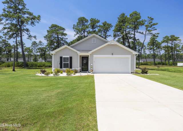 Property at 940 Pine Needles Rd, Southport, NC 28461, 3 beds, 2 baths