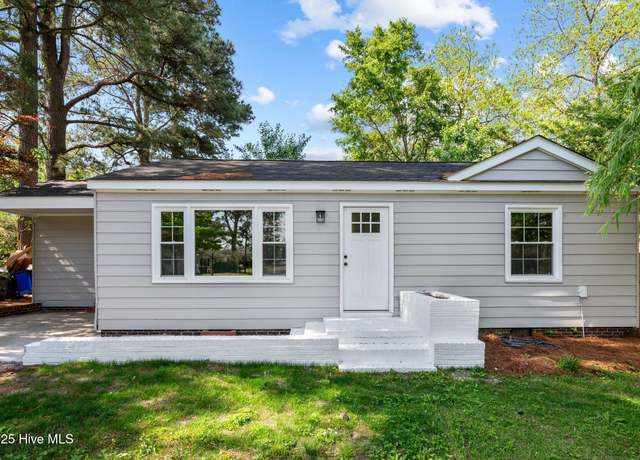 Property at 2818 Jefferson Dr, Greenville, NC 27858, 2 beds, 1 bath