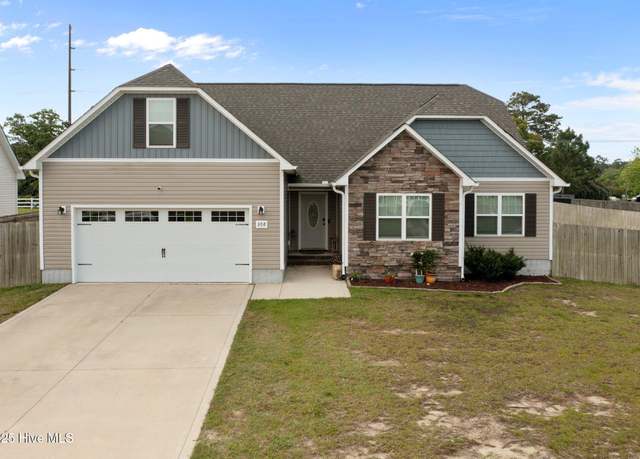 Property at 308 White Dove Dr, Hubert, NC 28539, 3 beds, 2 baths