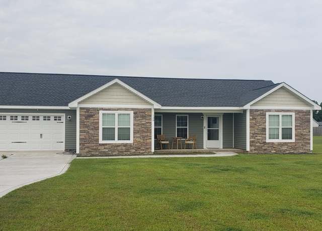 Property at 138 Canady Rd, Parkton, NC 28371, 3 beds, 2 baths
