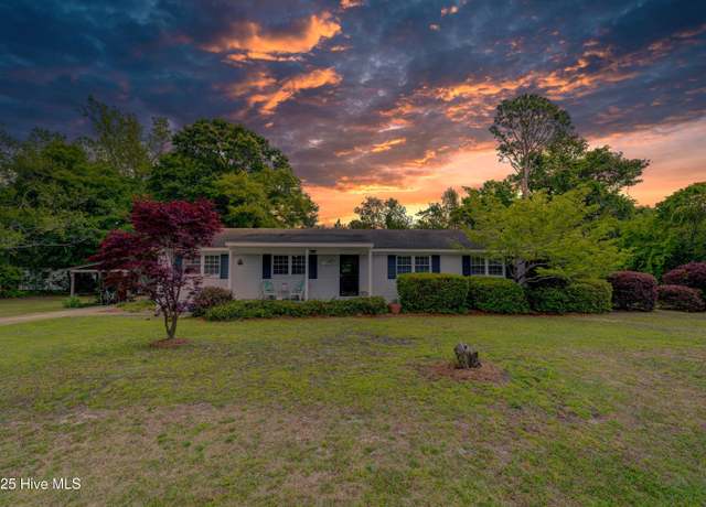 Property at 233 Two Chopt Rd, Wilmington, NC 28405, 3 beds, 2 baths