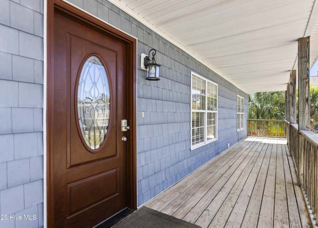 Property at 100 Moorefield Dr, Carolina Beach, NC 28428, 4 beds, 4 baths