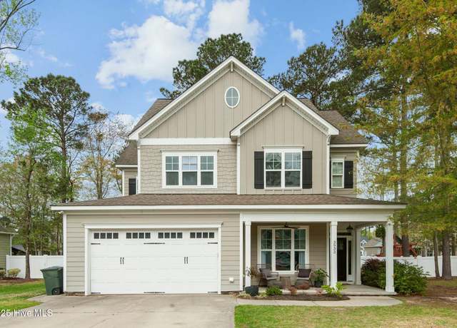 Property at 3933 Colony Woods Drive Dr, Greenville, NC 27834, 5 beds, 3 baths