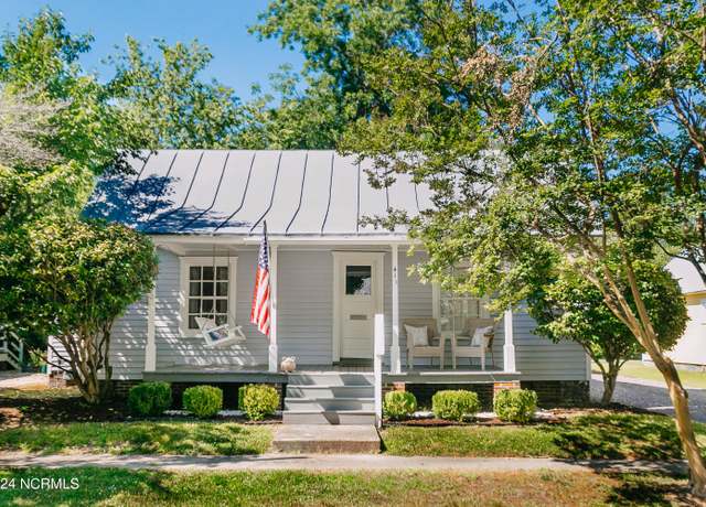 Property at 411 Phillips St, Edenton, NC 27932, 3 beds, 2.5 baths