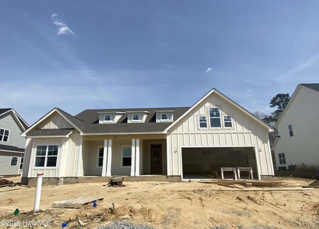 Property at 967 Hunter Grace Dr, Winterville, NC 28590, 3 beds, 3 baths