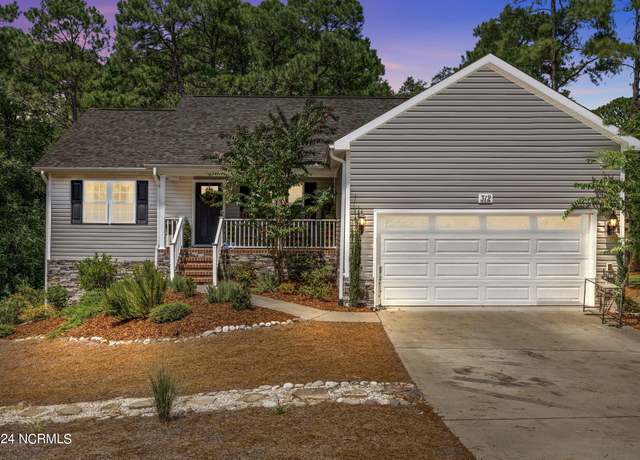 Property at 312 Juniper Creek Blvd, Pinehurst, NC 28374, 5 beds, 3 baths