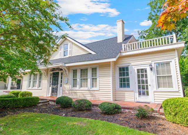 Property at 103 NW Fourth St, Snow Hill, NC 28580, 3 beds, 2.5 baths