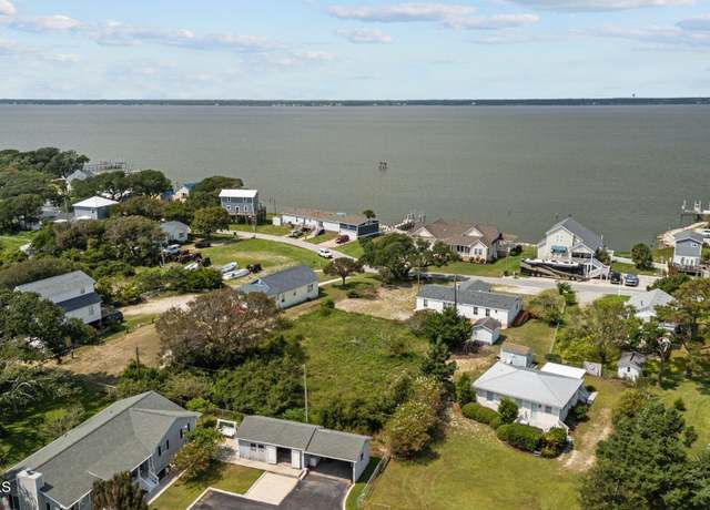 Property at 189 Shore Dr, Salter Path, NC 28512