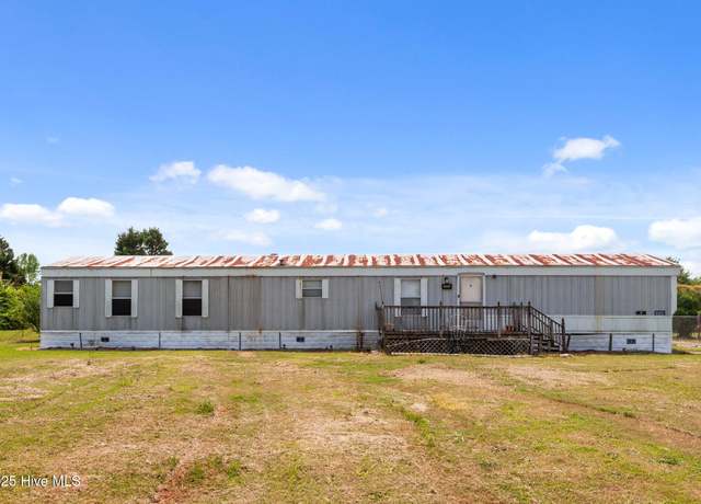 Property at 1530 Carlos Dr, Greenville, NC 27834, 3 beds, 2 baths