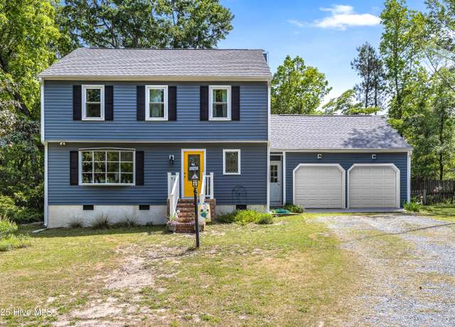 Property at 703 Baby Doe Cir, Hampstead, NC 28443, 3 beds, 2.5 baths