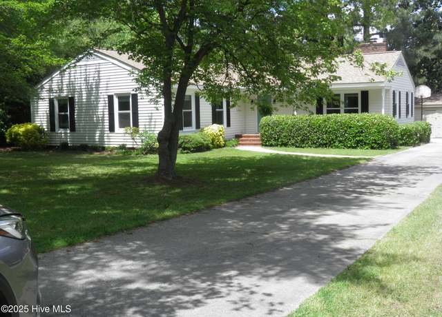 Property at 1316 Mcduffers Rd, Rocky Mount, NC 27804, 4 beds, 2 baths