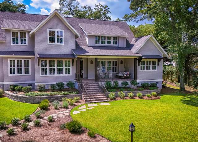 Property at 6404 Westport Dr, Wilmington, NC 28409, 4 beds, 4.5 baths