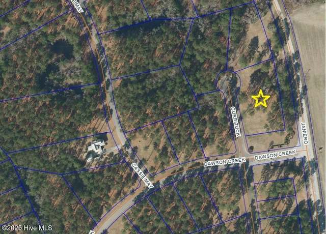 Property at 40 Currituck Ct, Oriental, NC 28571