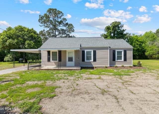 Property at 904 E 8th St, Goldsboro, NC 27534, 3 beds, 1 bath