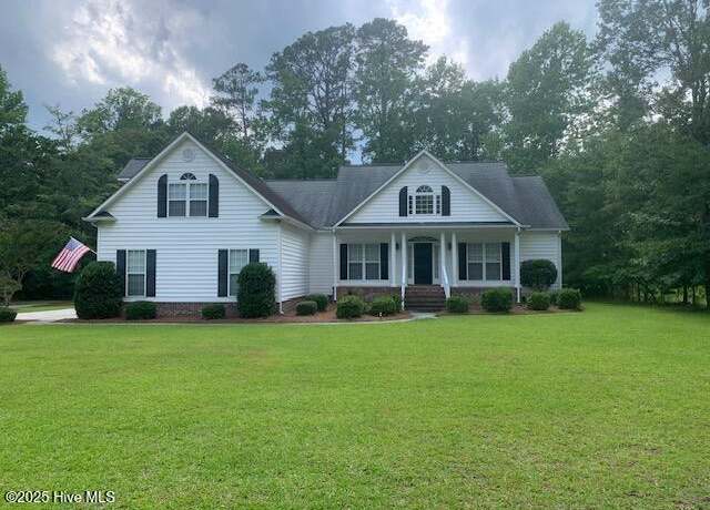 Property at 1700 Pennyroyal Rd, New Bern, NC 28562, 4 beds, 3 baths