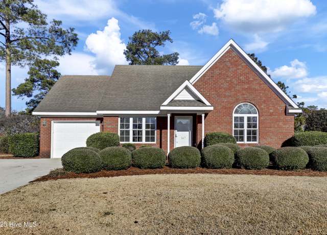 Property at 167 Candlestick Dr, Wallace, NC 28466, 3 beds, 2 baths