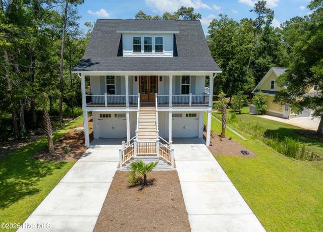 Property at 3404 Eagle Crest Dr SW, Supply, NC 28462, 3 beds, 2.5 baths