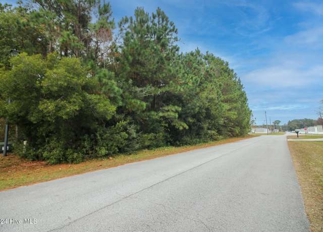 Property at 861 Roberts Rd, Newport, NC 28570