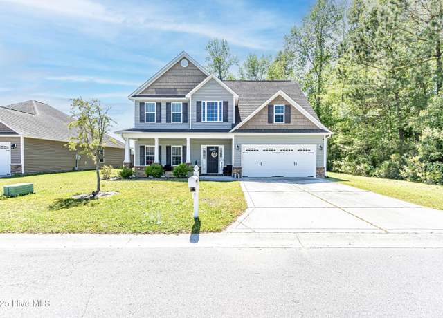 Property at 759 Radiant Dr, Jacksonville, NC 28546, 4 beds, 2.5 baths