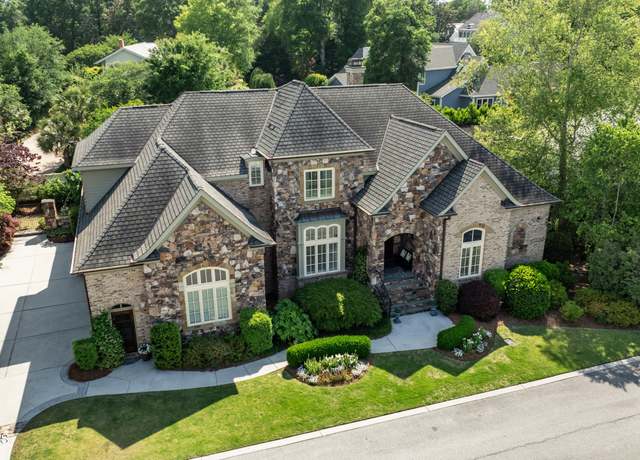 Property at 2220 Bel Arbor Pl, Wilmington, NC 28403, 4 beds, 4.5 baths