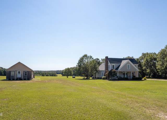 Property at 2268 Union School Rd, Clinton, NC 28328, 3 beds, 2 baths