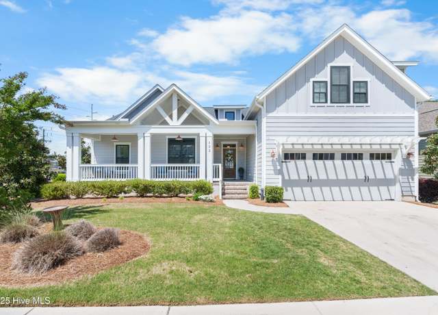 Property at 105 Helmsman Dr, Wilmington, NC 28412, 4 beds, 3.5 baths