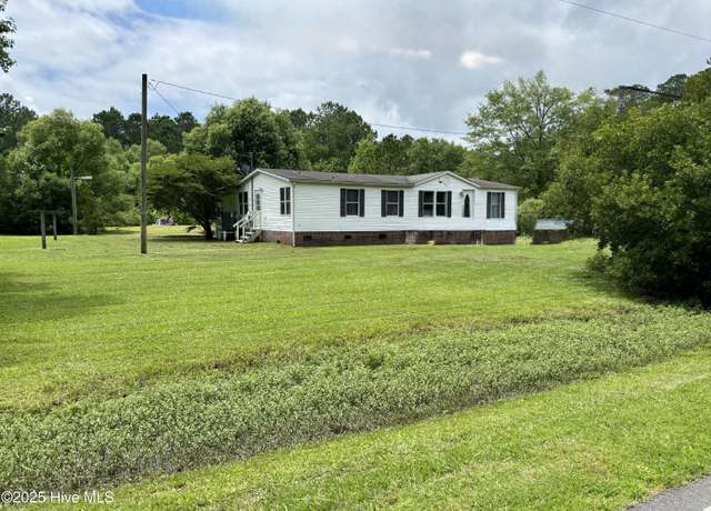Property at 626 Poyners Rd, Moyock, NC 27958, 3 beds, 2 baths