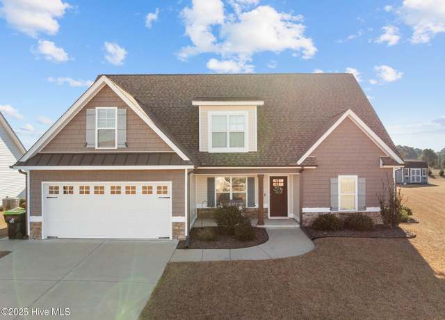 Property at 576 Norberry Dr, Winterville, NC 28590, 3 beds, 2.5 baths