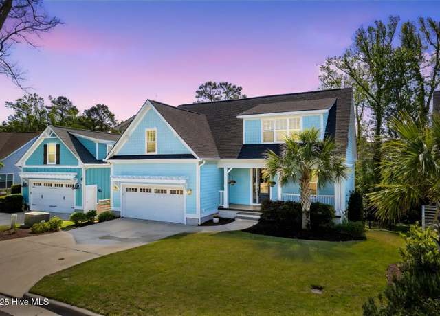 Property at 828 Cupola Dr, Wilmington, NC 28409, 5 beds, 4.5 baths
