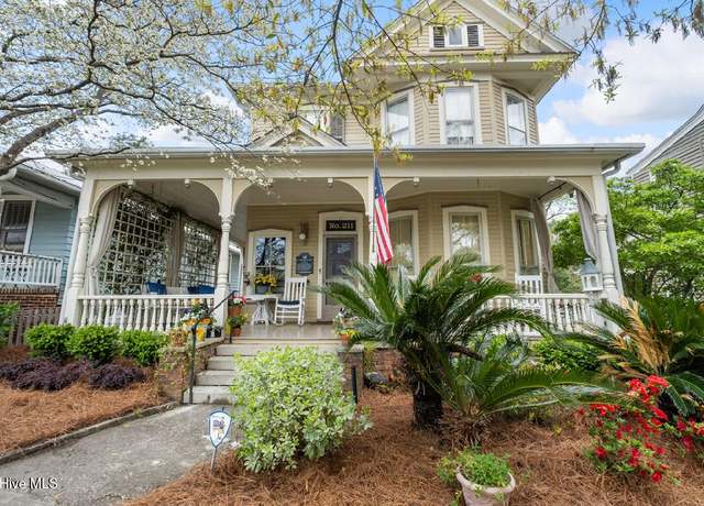 Property at 211 S 2nd St, Wilmington, NC 28401, 4 beds, 2 baths