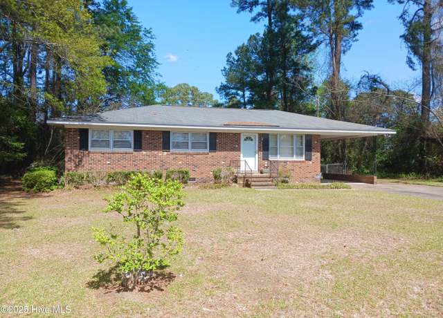 Property at 1902 Truman Ave, Kinston, NC 28501, 3 beds, 1.5 baths