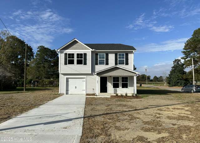 Property at 407 N Main St, Robersonville, NC 27871, 4 beds, 2.5 baths
