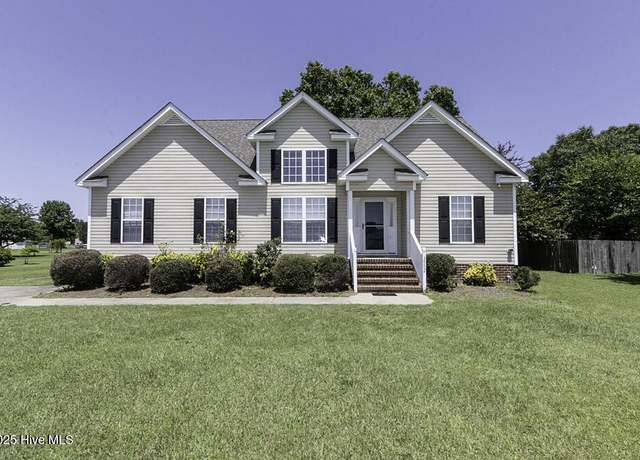 Property at 3592 Wagon Wheel Rd, Rocky Mount, NC 27804, 3 beds, 2 baths